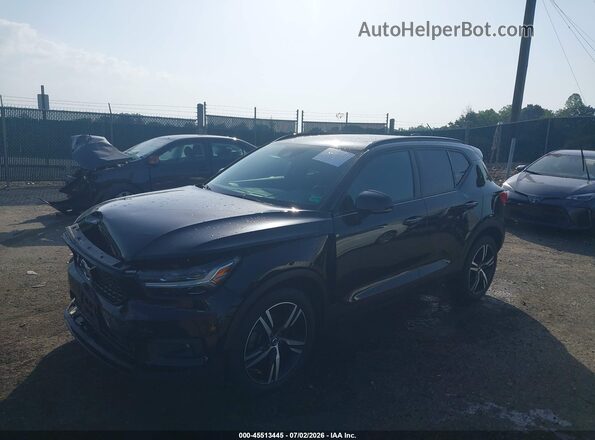 YV4162UM3M2430687 2021 VOLVO XC40 Black Առջևի ձախ երեք քառորդ տեսարան