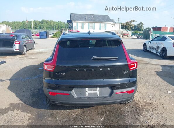 YV4162UM3M2430687 2021 VOLVO XC40 Black 