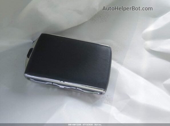 YV4162UM4M2462256 2021 VOLVO XC40 White წინა პანელის ხედი