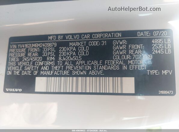 YV4162UM6M2409879 2021 VOLVO XC40 White Vista del compartimento del motor