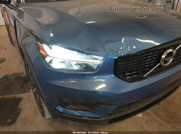 YV4162UM7K2120118 2019 VOLVO XC40 Blue Вид спереду