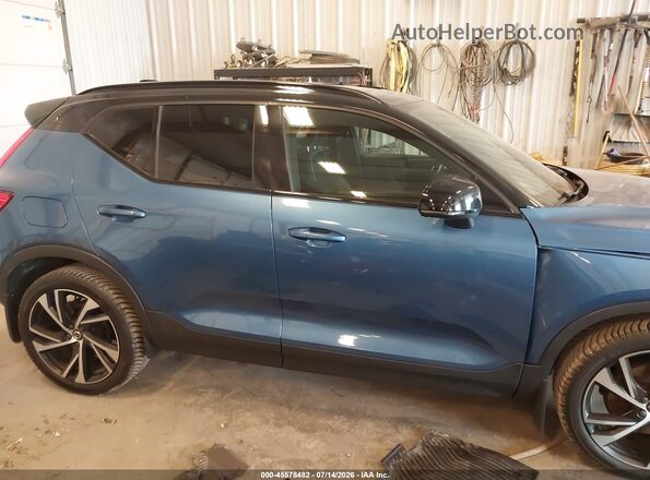 YV4162UM7K2120118 2019 VOLVO XC40 Blue Вид задньої частини салону