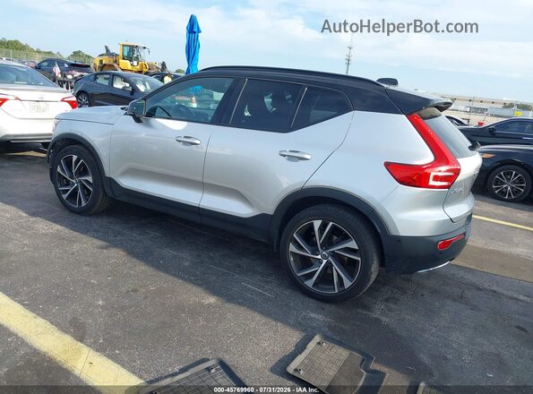 YV4162UMXK2086627 2019 VOLVO XC40 Silver Rear left