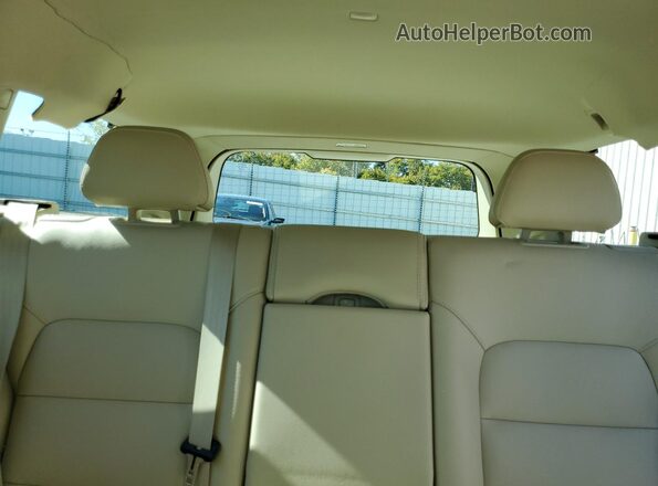 YV440MBK8G1269226 2016 VOLVO XC70 Tan Widok tylnych siedzeń
