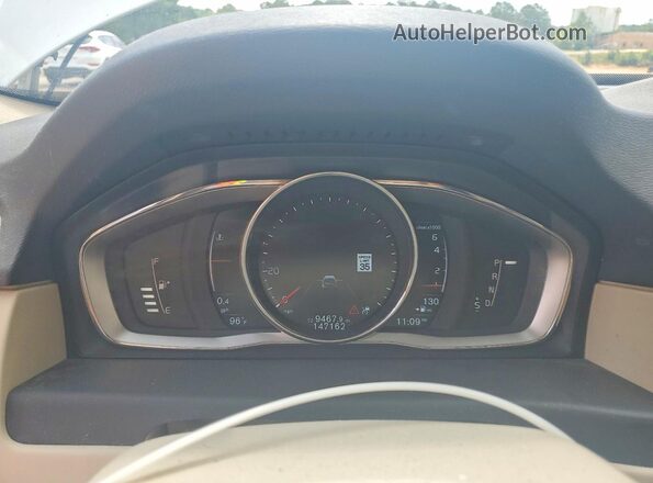 YV440MBM7G1270675 2016 VOLVO XC70 White Vista del cuadro de instrumentos