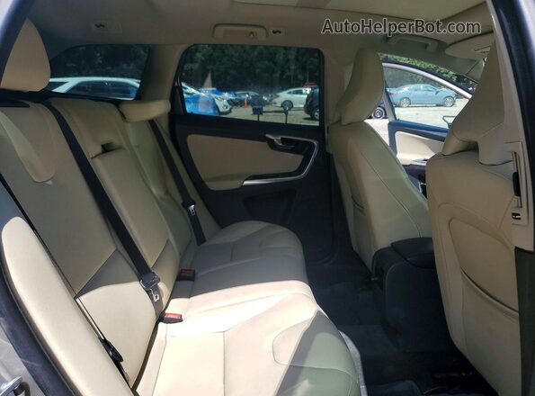 YV440MDK2G2853368 2016 VOLVO XC60 Gray Հետևի նստատեղերի տեսք