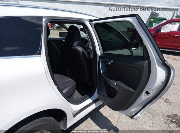 YV440MDK3G2775425 2016 VOLVO XC60 White VIN sticker view