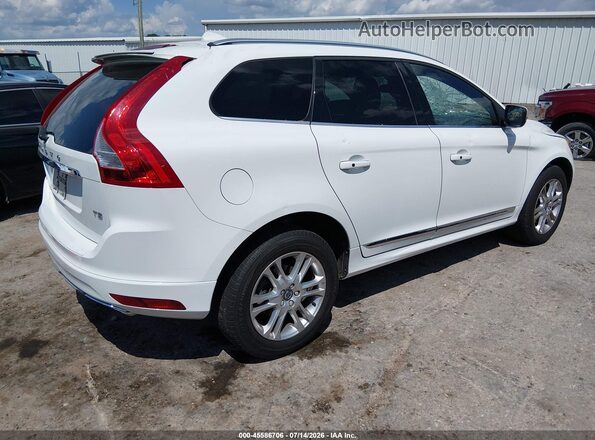 YV440MDK3G2775425 2016 VOLVO XC60 White Rear right