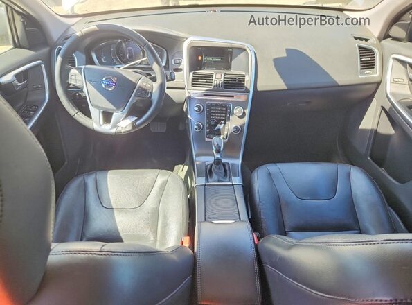 YV440MDK4G2880779 2016 VOLVO XC60 Silver წინა პანელის ხედი