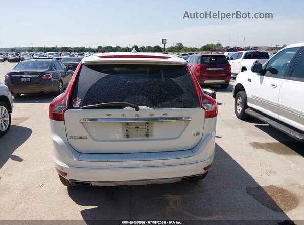 YV440MDM3G2863571 2016 VOLVO XC60 White 