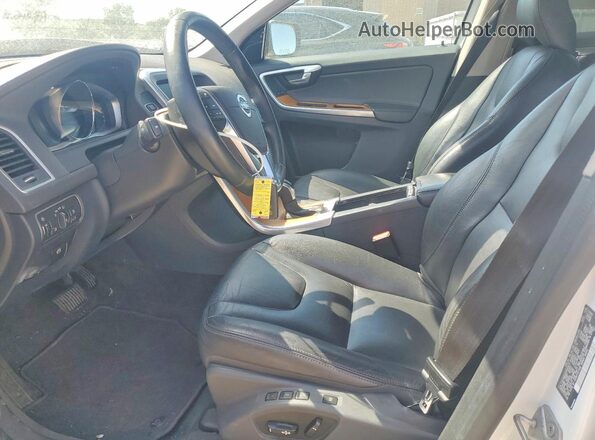 YV440MDU0H2093475 2017 VOLVO XC60 Белый Вид салона спереди