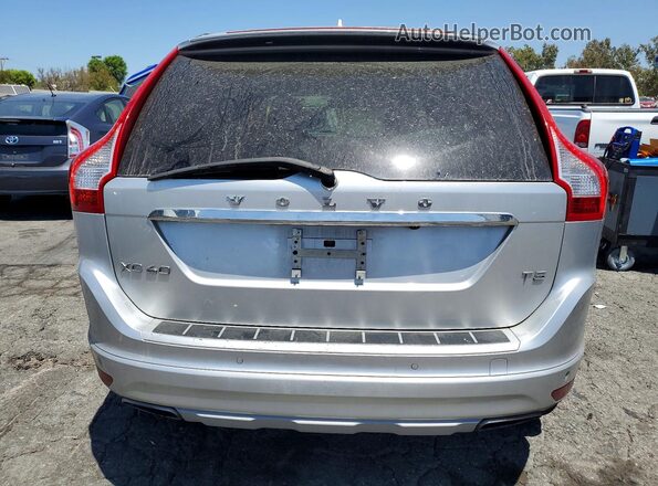 YV440MDU0H2215994 2017 VOLVO XC60 Silver Вид ззаду