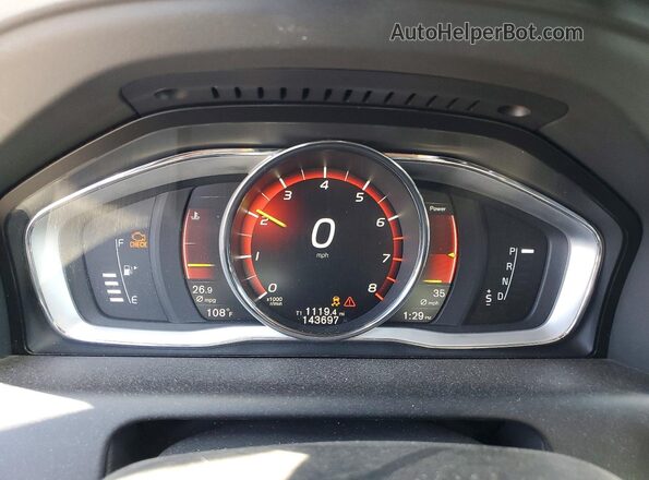 YV440MDU0H2215994 2017 VOLVO XC60 Silver Вид щитка приладів