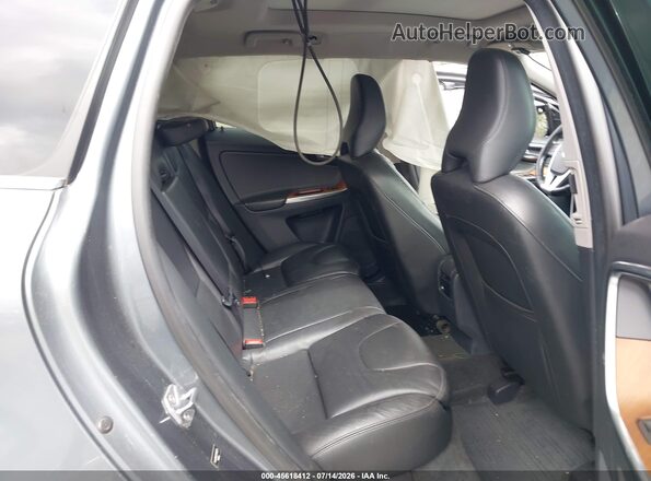 YV440MDU2H2106274 2017 VOLVO XC60 Silver VIN կոդի պիտակի տեսք