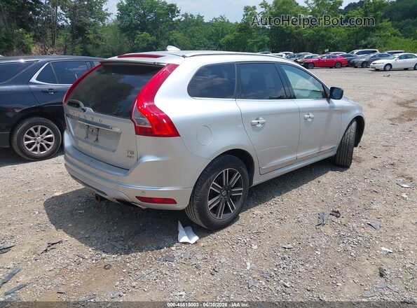 YV440MRR1H2017381 2017 VOLVO XC60 Silver უკანა მარჯვენა
