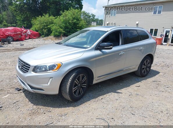 YV440MRR1H2017381 2017 VOLVO XC60 Silver წინა მარცხენა ხედი სამი მეოთხედიდან