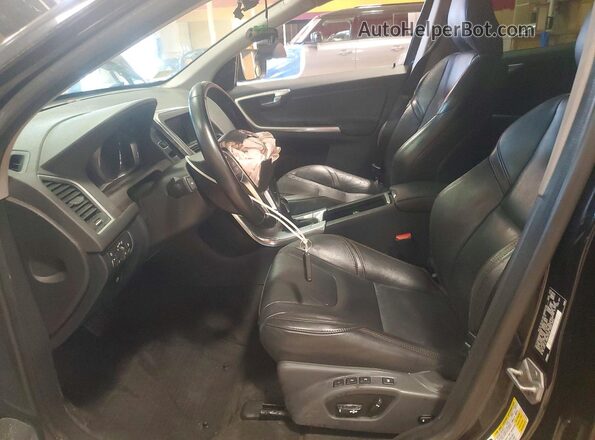 YV440MRR5H2091483 2017 VOLVO XC60 Black Vista interior delantera
