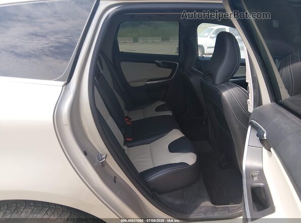 YV440MRR7H2083336 2017 VOLVO XC60 Beige VIN კოდის სტიკერის ხედი