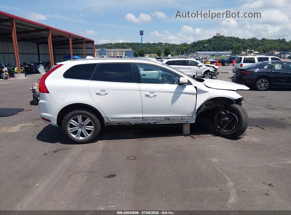 YV440MRU8H2000646 2017 VOLVO XC60 White Widok wnętrza 360 stopni