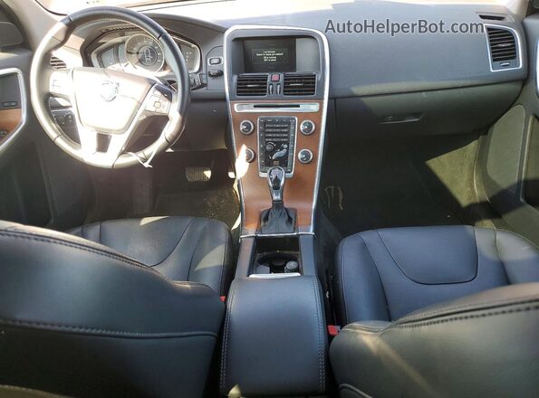 YV440MRUXH2005024 2017 VOLVO XC60 Blue Առջևի վահանակի տեսք