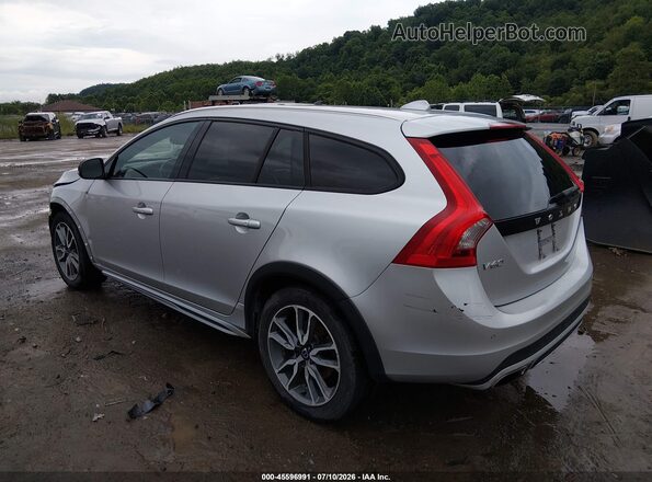 YV440MWK1H1039412 2017 VOLVO V60 CROSS COUNTRY Silver Rear left