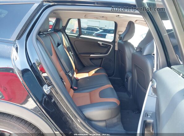 YV440MWK1J2057893 2018 VOLVO V60 CROSS COUNTRY Black 
