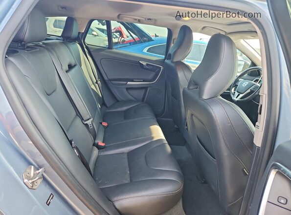YV440MWK3H1038360 2017 VOLVO V60 Blue Widok tylnych siedzeń