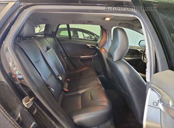 YV440MWK3J2056440 2018 VOLVO V60 Black Widok wnętrza z tyłu