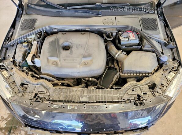 YV440MWK3J2056440 2018 VOLVO V60 Black Widok komory silnika