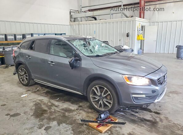 YV440MWK3J2059712 2018 VOLVO V60 Gray Przód prawy
