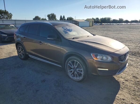YV440MWK5H1027327 2017 VOLVO V60 Brown Przód prawy