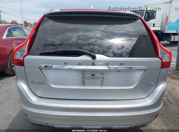 YV449MDM0G2778872 2016 VOLVO XC60 Silver 