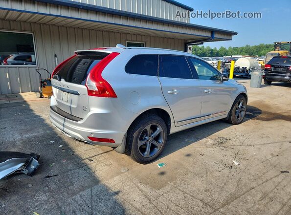 YV449MRR0H2088707 2017 VOLVO XC60 Серебряный Задняя правая четверть