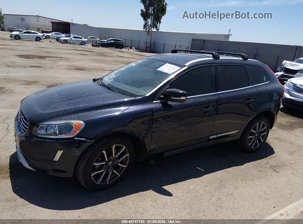 YV449MRR1H2063900 2017 VOLVO XC60 Black 