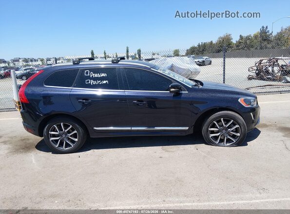 YV449MRR1H2063900 2017 VOLVO XC60 Black Vista interior de 360 grados