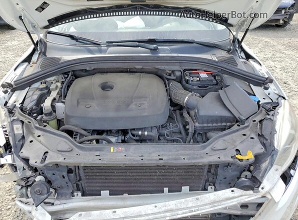 YV449MRR2H2047463 2017 VOLVO XC60 Белый Вид подкапотного пространства