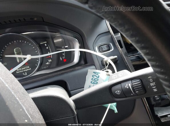 YV449MRR4H2015291 2017 VOLVO XC60 Black Առջևի վահանակի տեսք