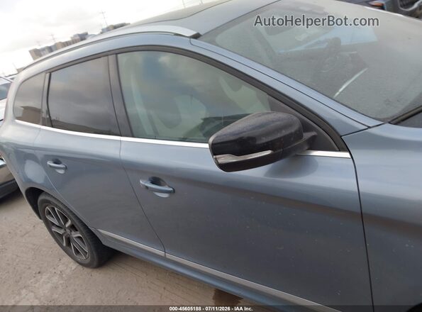 YV449MRR6H2068820 2017 VOLVO XC60 Blue უკანა სალონის ხედი