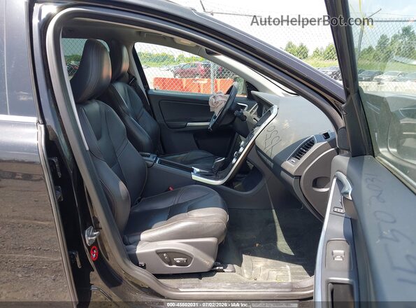 YV449MRR7H2189016 2017 VOLVO XC60 Black Սալոնի դիմացի տեսք