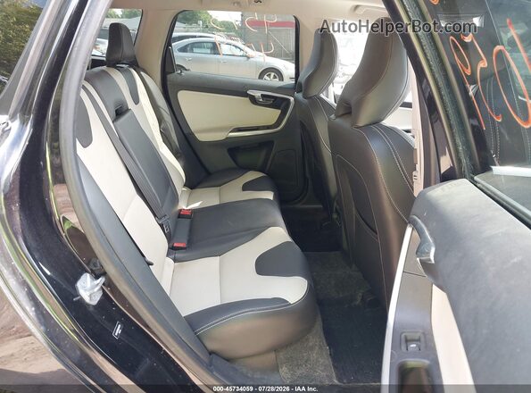 YV449MRR8H2012524 2017 VOLVO XC60 Black VIN կոդի պիտակի տեսք