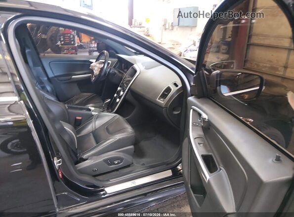 YV449MRS3H2016984 2017 VOLVO XC60 Black წინა სალონის ხედი