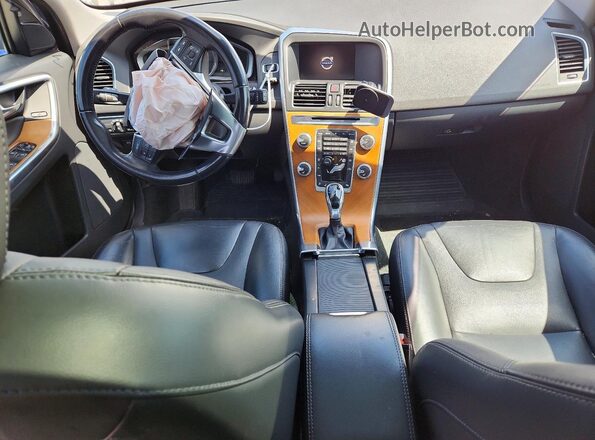 YV449MRU4H2215480 2017 VOLVO XC60 Silver Widok deski rozdzielczej