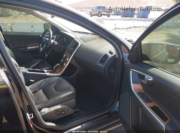 YV449MRU5H2035571 2017 VOLVO XC60 Black Սալոնի դիմացի տեսք