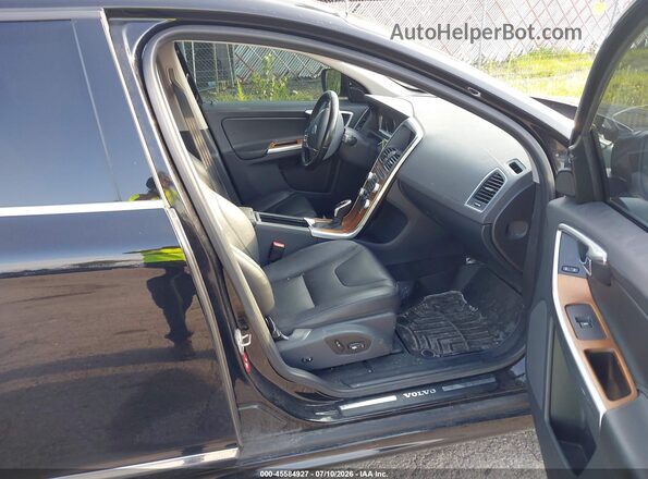 YV449MRU7H2009392 2017 VOLVO XC60 Black წინა სალონის ხედი