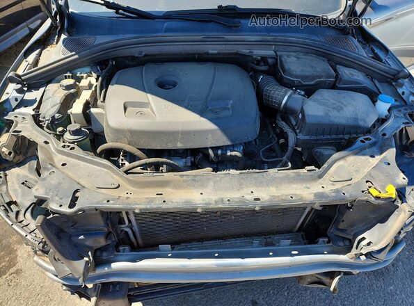 YV449MRU8H2039744 2017 VOLVO XC60 Gray Rear interior view