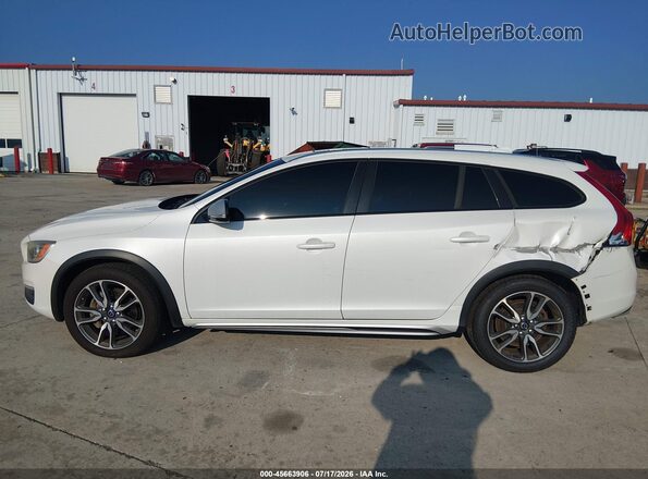 YV4612HK0G1003085 2016 VOLVO V60 CROSS COUNTRY White Vista interior de 360 grados