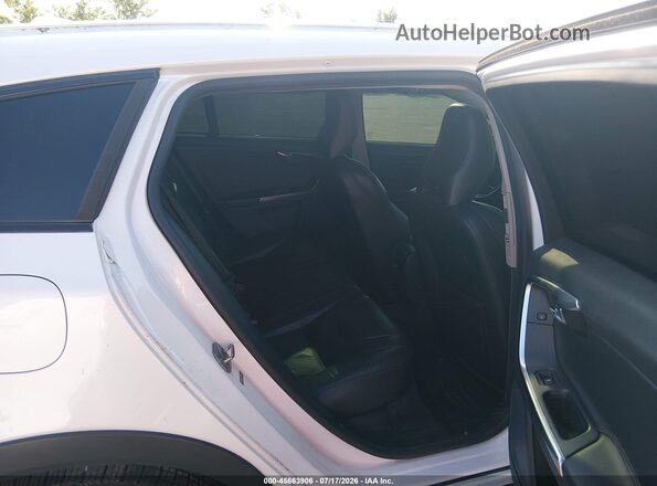 YV4612HK0G1003085 2016 VOLVO V60 CROSS COUNTRY White Vista de la etiqueta del VIN