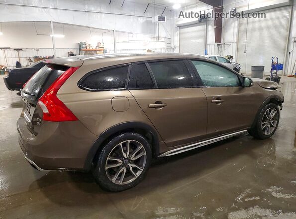 YV4612HM9G1007802 2016 VOLVO V60 Brown Rear right