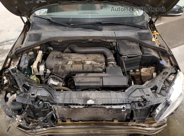 YV4612HM9G1007802 2016 VOLVO V60 Brown Rear interior view
