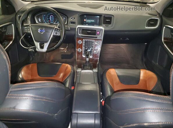YV4612HM9G1007802 2016 VOLVO V60 Brown Dashboard view